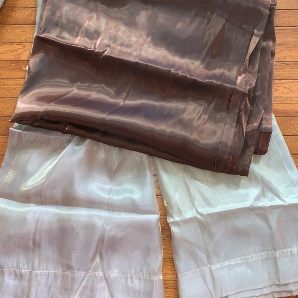 Beautiful curtains set. - Picture 1 of 7